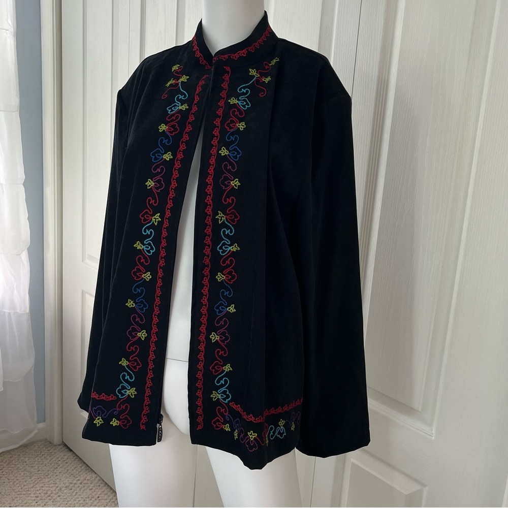 Elementz XL Black Light Jacket Full Zip Embroidered With Shoulder Pads - Picture 5 of 5